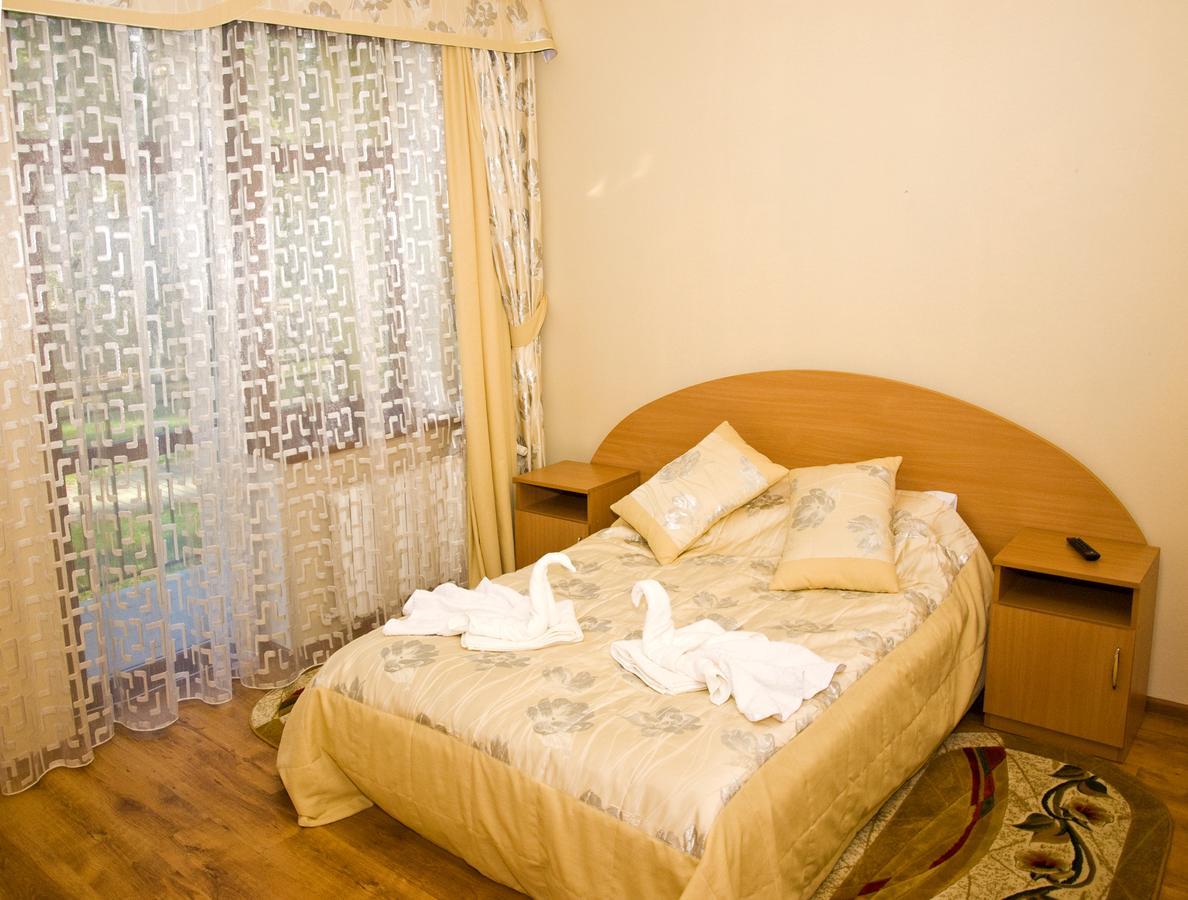Narochanskiy Bereg Sanatorium Lago Naroch Exterior foto