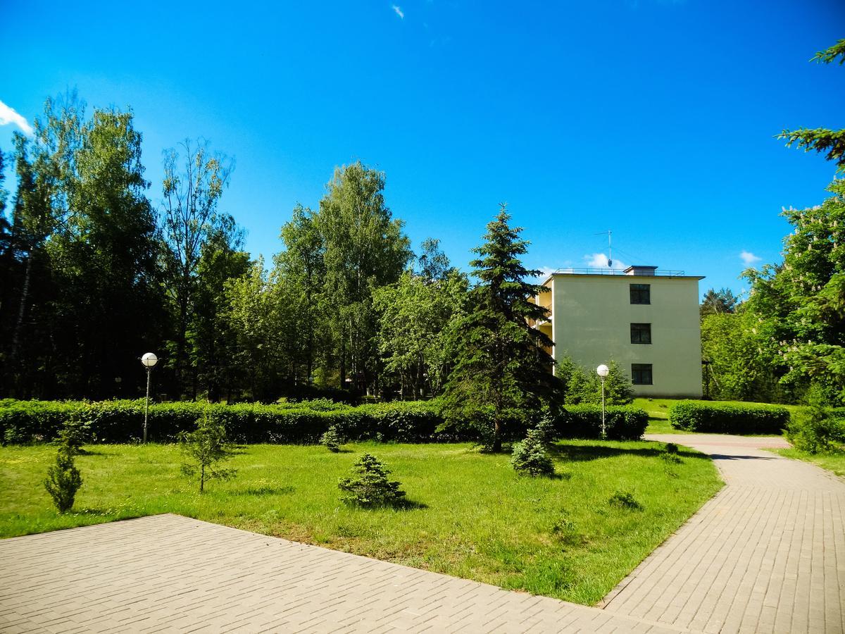 Narochanskiy Bereg Sanatorium Lago Naroch Exterior foto
