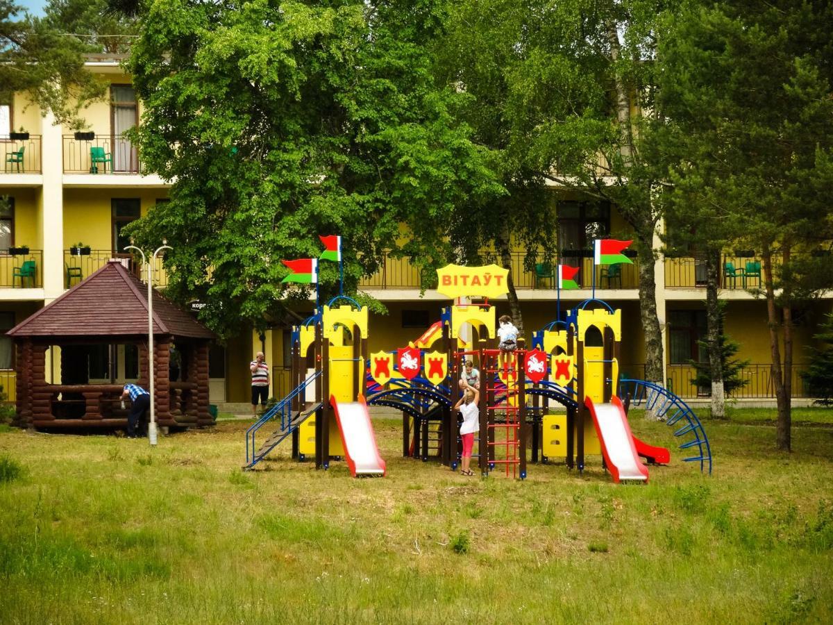 Narochanskiy Bereg Sanatorium Lago Naroch Exterior foto